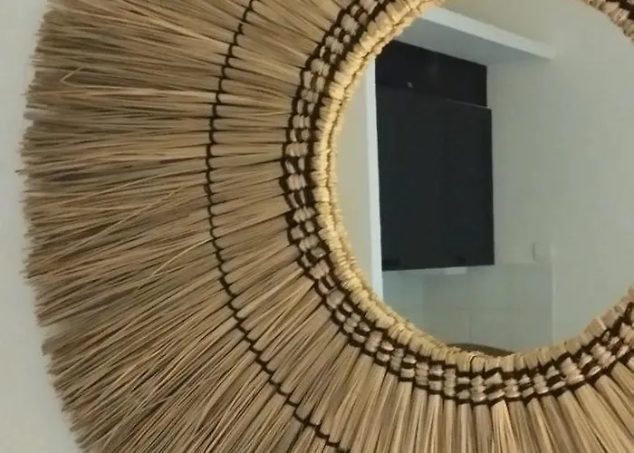 Chateau Charlie 公寓 *